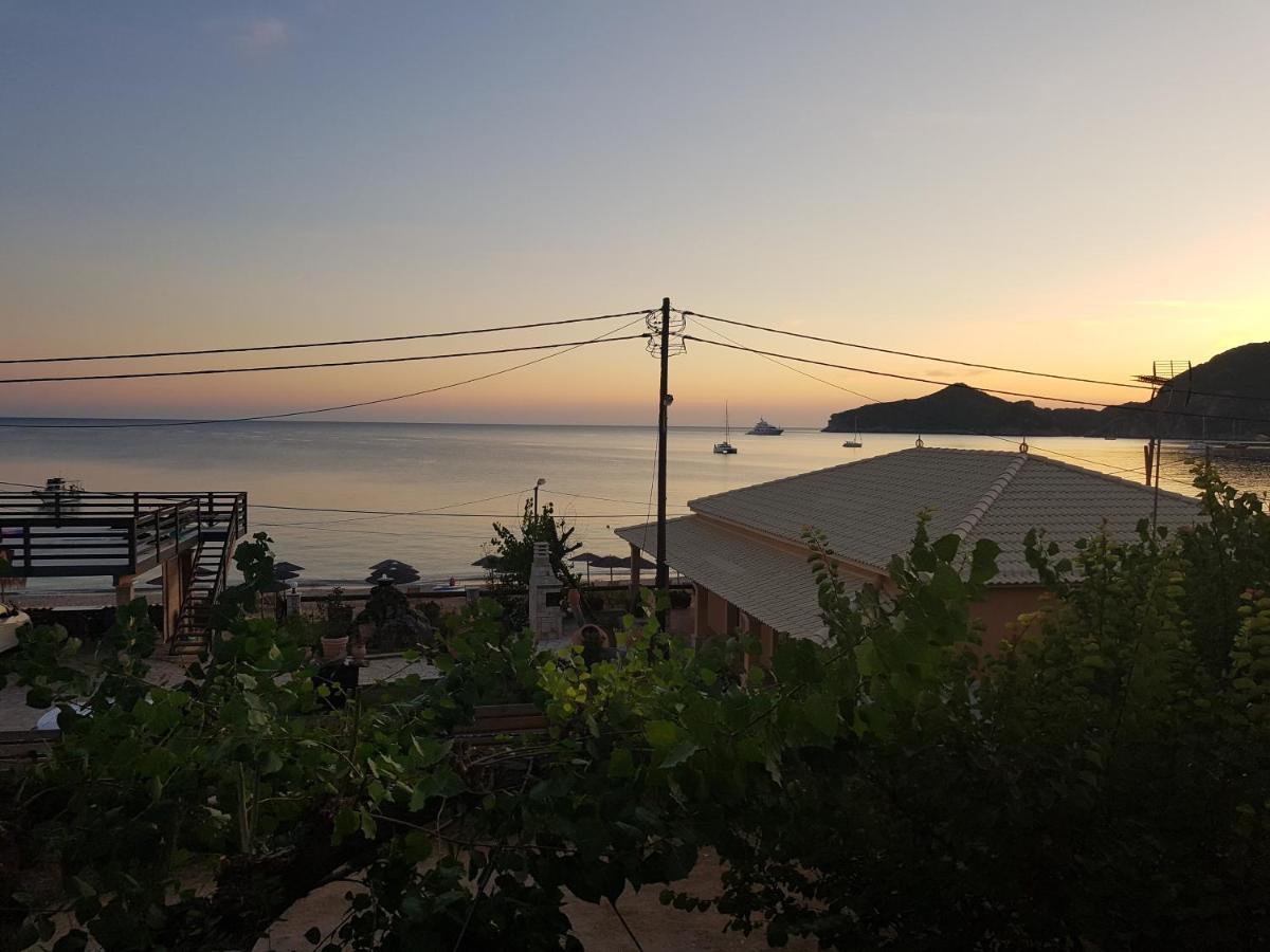 Nafsika Apartments Άγιος Γεώργιος Πάγων Εξωτερικό φωτογραφία